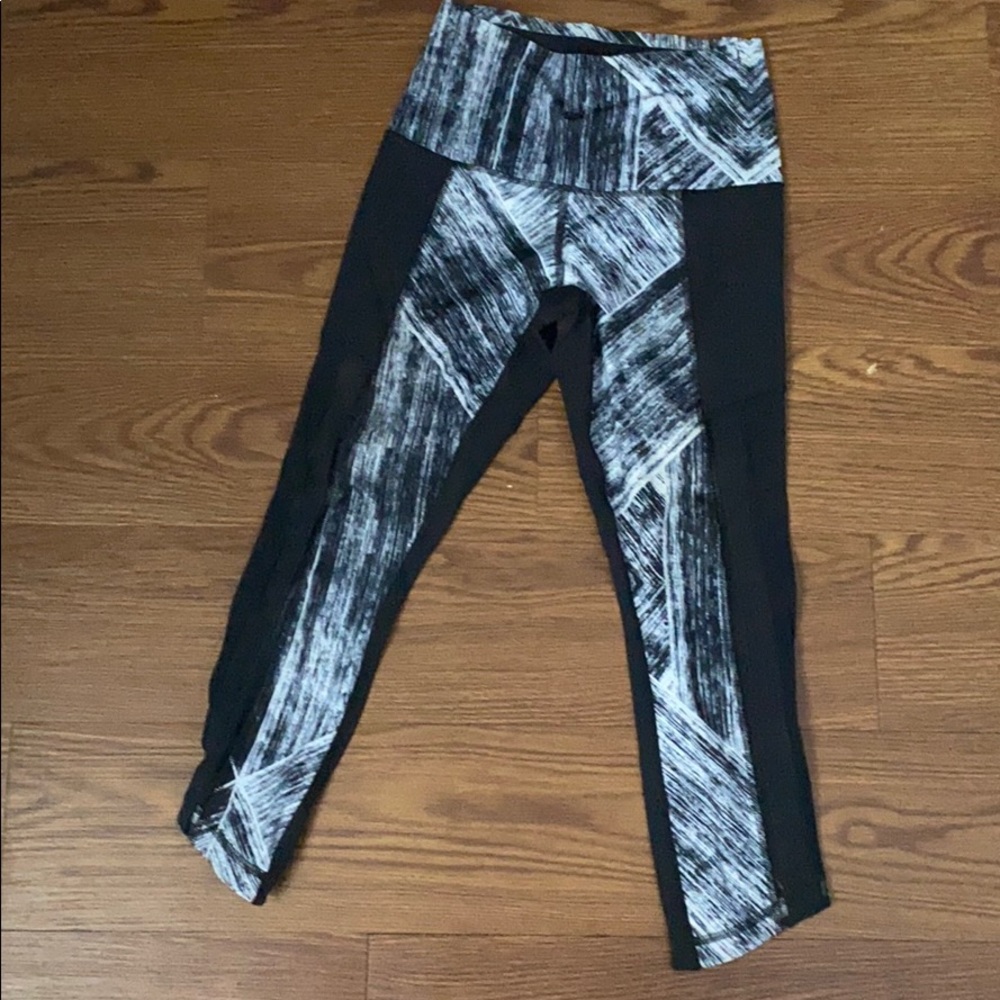 LULULEMON MESH CROP